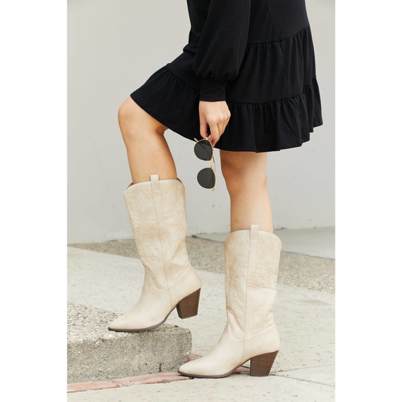 Qupid Westward Embroidered Pointed-Toe Cowboy Boots - Picture 3 of 6